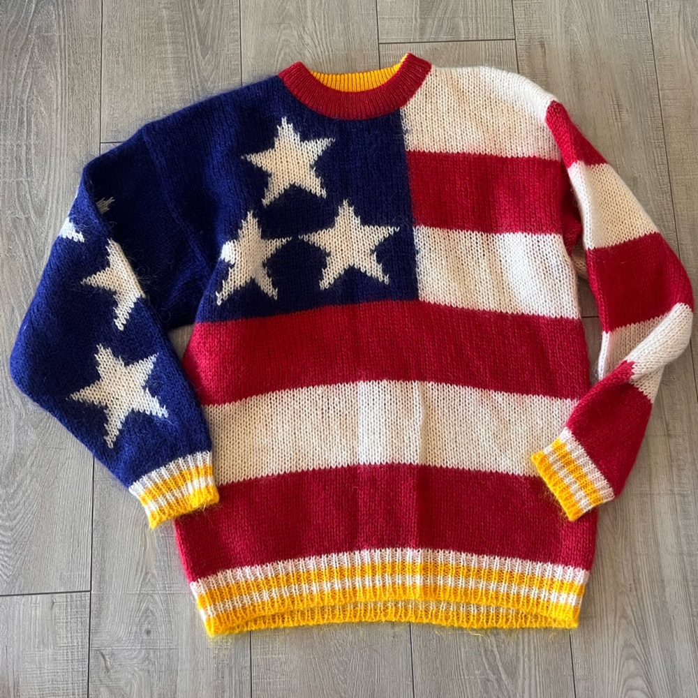 Vintage Bold Stars & Stripes Crewneck Sweater - Red, White & Blue